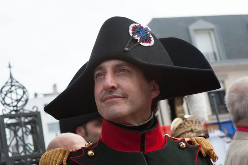Cérémonie napoléonienne devant l’hôtel de ville de Rueil-Malmaison